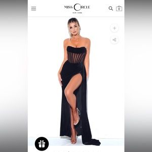 Priya Black Draping Corset High Slit Velvet Gown- MISS CIRCLE